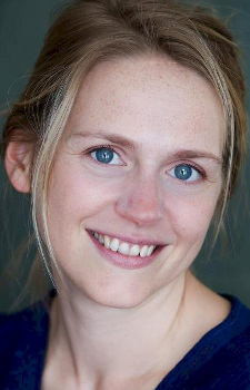 Foto Seiyuu Chloé Berthier