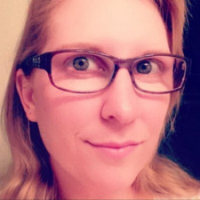 Foto Seiyuu Kaitlyn Robrock