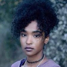 Foto Seiyuu Raven Justine Troup