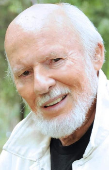 Foto Seiyuu Grant James