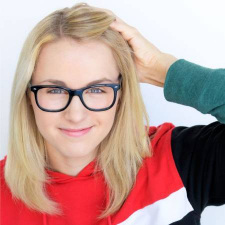 Foto Seiyuu Analesa Fisher