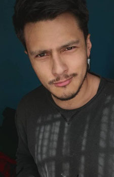 Foto Seiyuu Luis Navarro