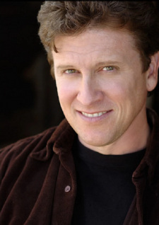 Foto Seiyuu Roger Rose