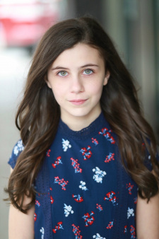 Foto Seiyuu Mia Sinclair Jenness
