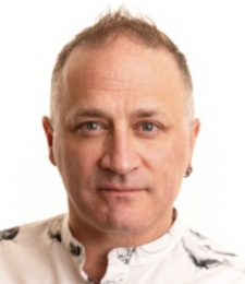 Foto Seiyuu Dean Bareham
