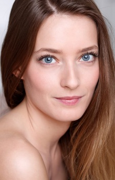 Foto Seiyuu Anne-Flore Roublique