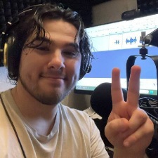 Foto Seiyuu Nic Hamill