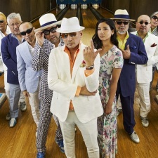 Foto Staf/Seiyuu Crazy Ken Band