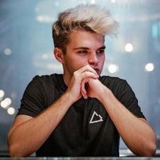 Foto Seiyuu Omar Lozano