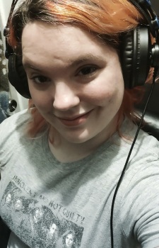 Foto Seiyuu Kayla Douglas