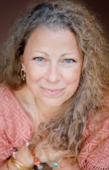 Foto Seiyuu Mélody Dubos