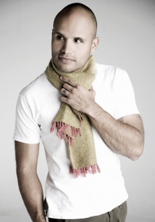 Foto Seiyuu Jorge Castellanos