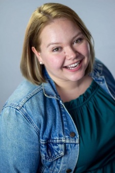 Foto Seiyuu Elizabeth Ryan