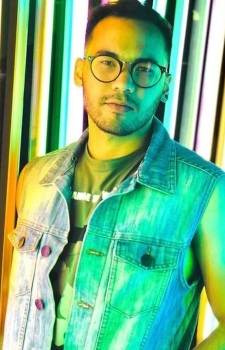 Foto Seiyuu Víctor Salazar