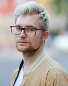 Foto Seiyuu Christian Zeiger