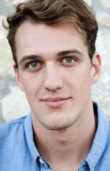 Foto Seiyuu Trey Upton