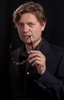 Foto Seiyuu James Urbaniak