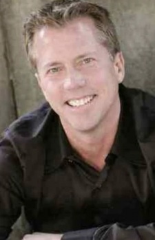 Foto Seiyuu Jon Olson