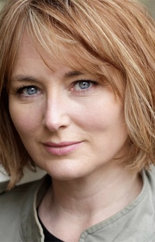 Foto Seiyuu Beth Chalmers