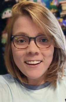 Foto Seiyuu McKenzie Atwood