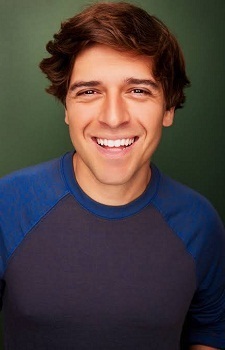 Foto Seiyuu Paul Castro Jr.