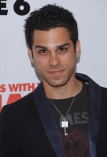 Foto Seiyuu Ido Mosseri