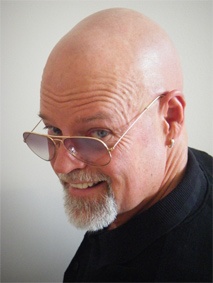 Foto Seiyuu Doug de Nance