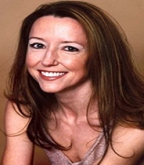 Foto Seiyuu Rebecca Robinson