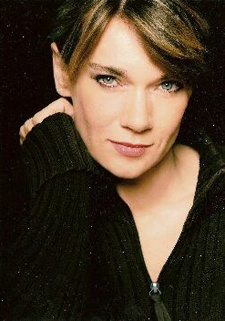 Foto Seiyuu Gundi Eberhard