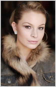 Foto Seiyuu Jana Kilka