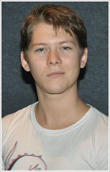 Foto Seiyuu Bence Berkes