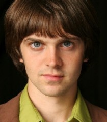 Foto Seiyuu Scott Perrie