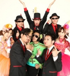 Foto Staf/Seiyuu T-Pistonz+KMC
