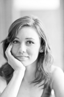 Foto Seiyuu Whitney Rodgers