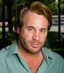 Foto Seiyuu Elias Taylorson