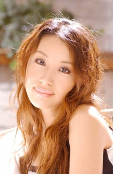 Foto Staf/Seiyuu Sarina Suzuki