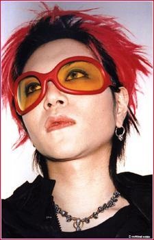 Foto Staf/Seiyuu hide