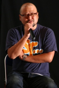 Foto Staf/Seiyuu Kenichi Suzuki