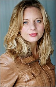 Foto Seiyuu Elke Appelt