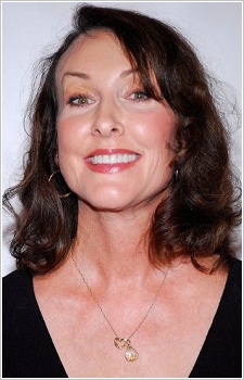 Foto Seiyuu Tress Macneille