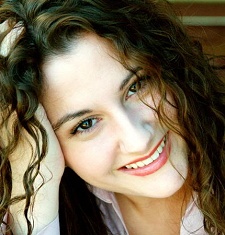 Foto Seiyuu Hilary Thomas