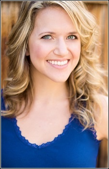 Foto Seiyuu Natasha Malinsky