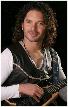 Foto Seiyuu Bernardo Duque