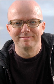 Foto Seiyuu Oliver Rohrbeck