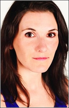 Foto Seiyuu Kelly Sheridan