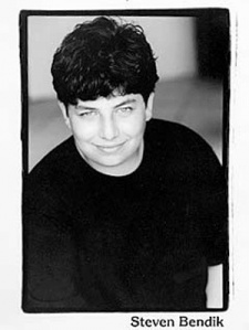 Foto Seiyuu Steven Bendik