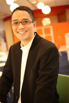 Foto Staf/Seiyuu Satoshi Tajiri