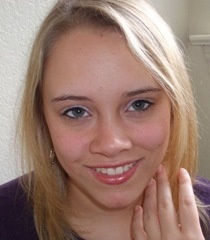 Foto Seiyuu Madeleine Broseh