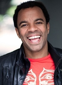 Foto Seiyuu Simon Pearce