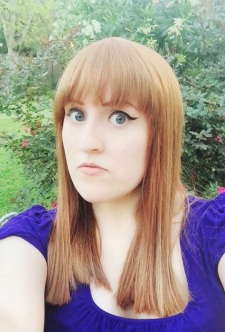 Foto Seiyuu Juliet Simmons